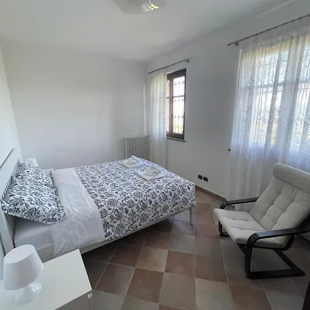 Farm stay Cascina Boschetti Barolo