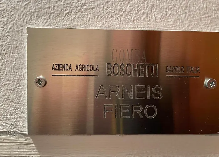 Cascina Boschetti Farma Barolo